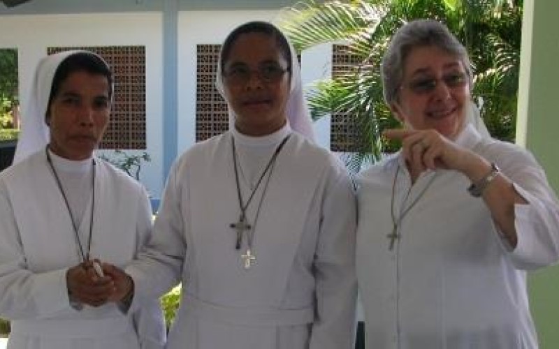 Imi bá mundu tomak: Mandatu misionáriu ba irmán Úrsula no Fernanda
