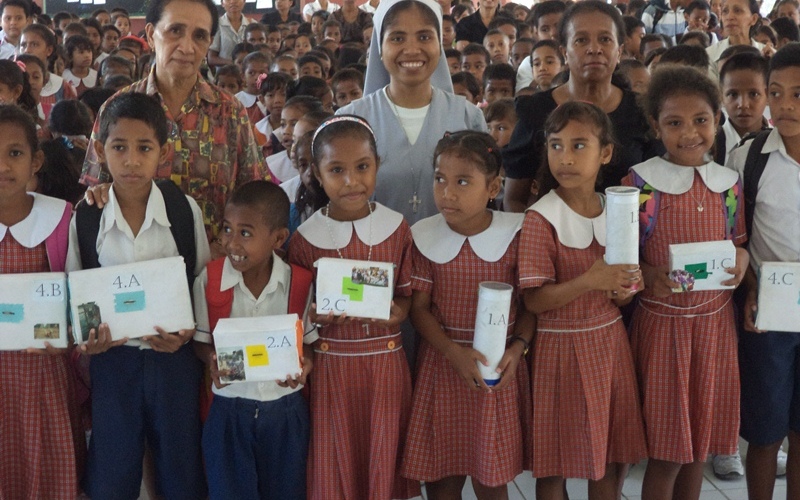 Grupu Infánsia Misionária Escola Maria Auxiliadora nia solidariedade ho rai misaun