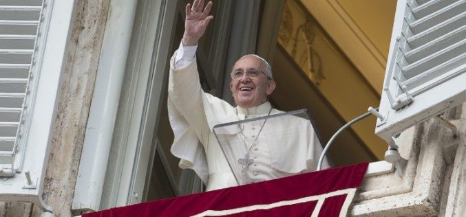 Papa Francisco proklama loron 23 Fevereiru nu’udar loron orasaun no jejún ba dame