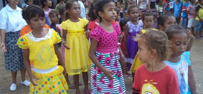 Vizita kanónika iha komunidade S. José, Dili