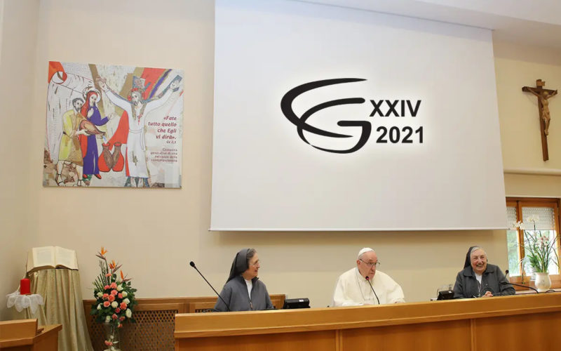 CG XXIV: Papa Francisco encontra as Capitulares do Instituto das FMA